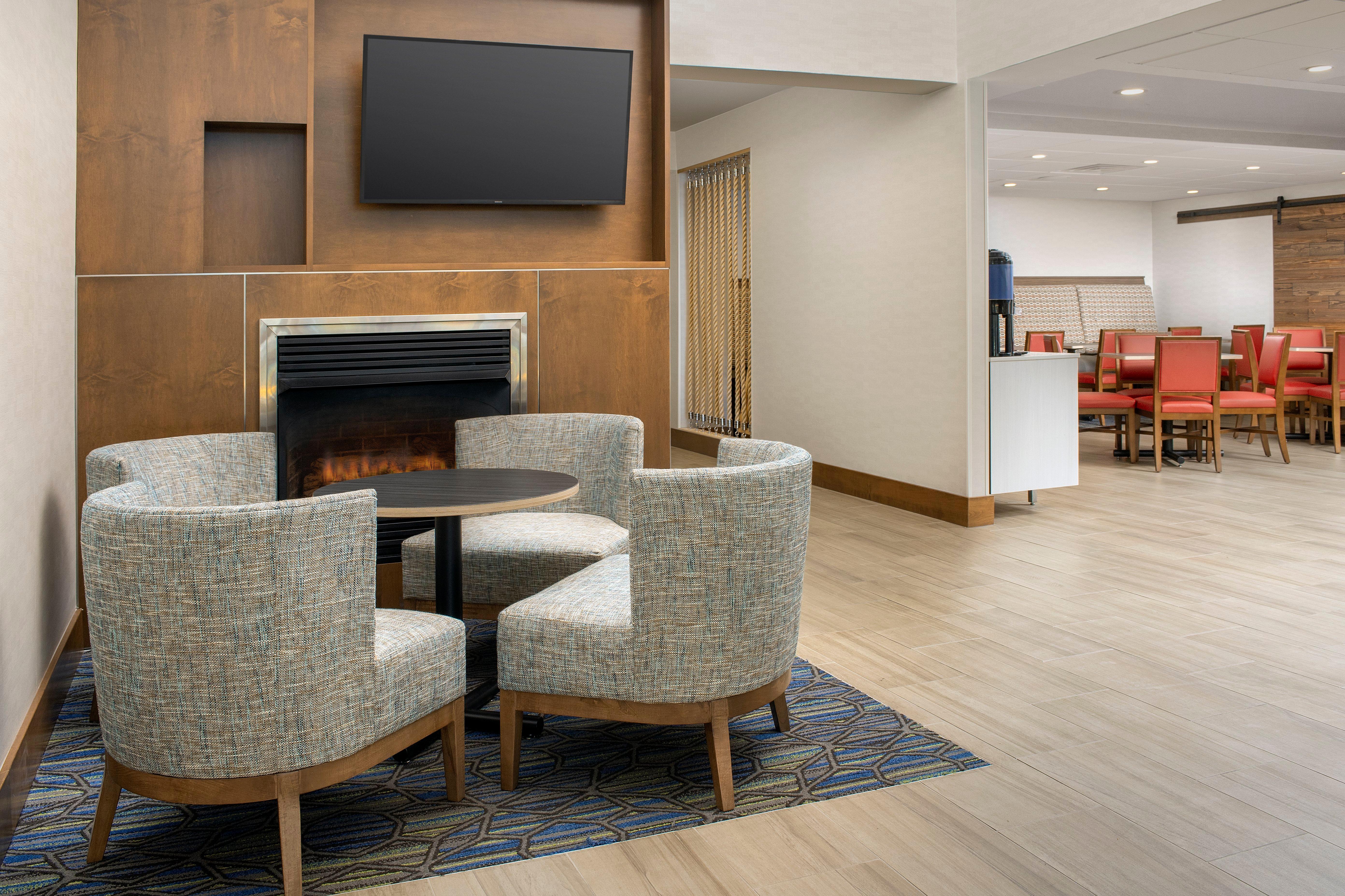 Holiday Inn Express Hotel & Suites Annapolis By Ihg Exterior photo